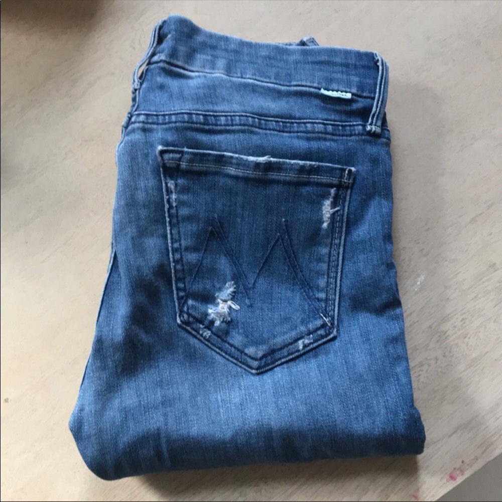 Mother the Looker graffiti girl